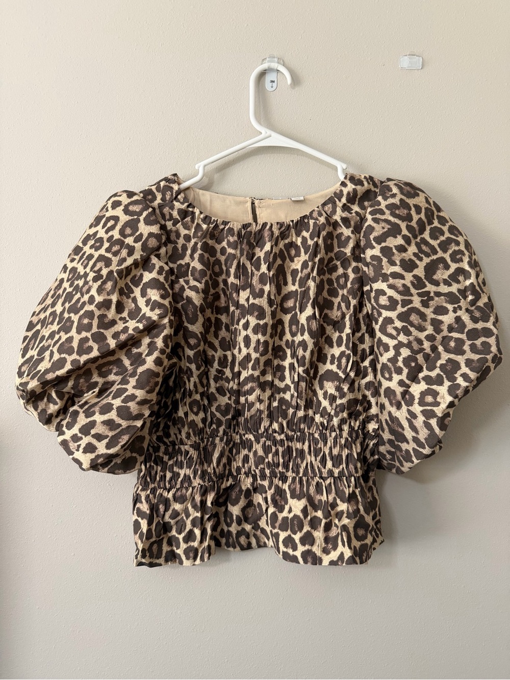 Joie NWT Leopard Print Puff Sleeve Smocked Waist Blouse Top Medium